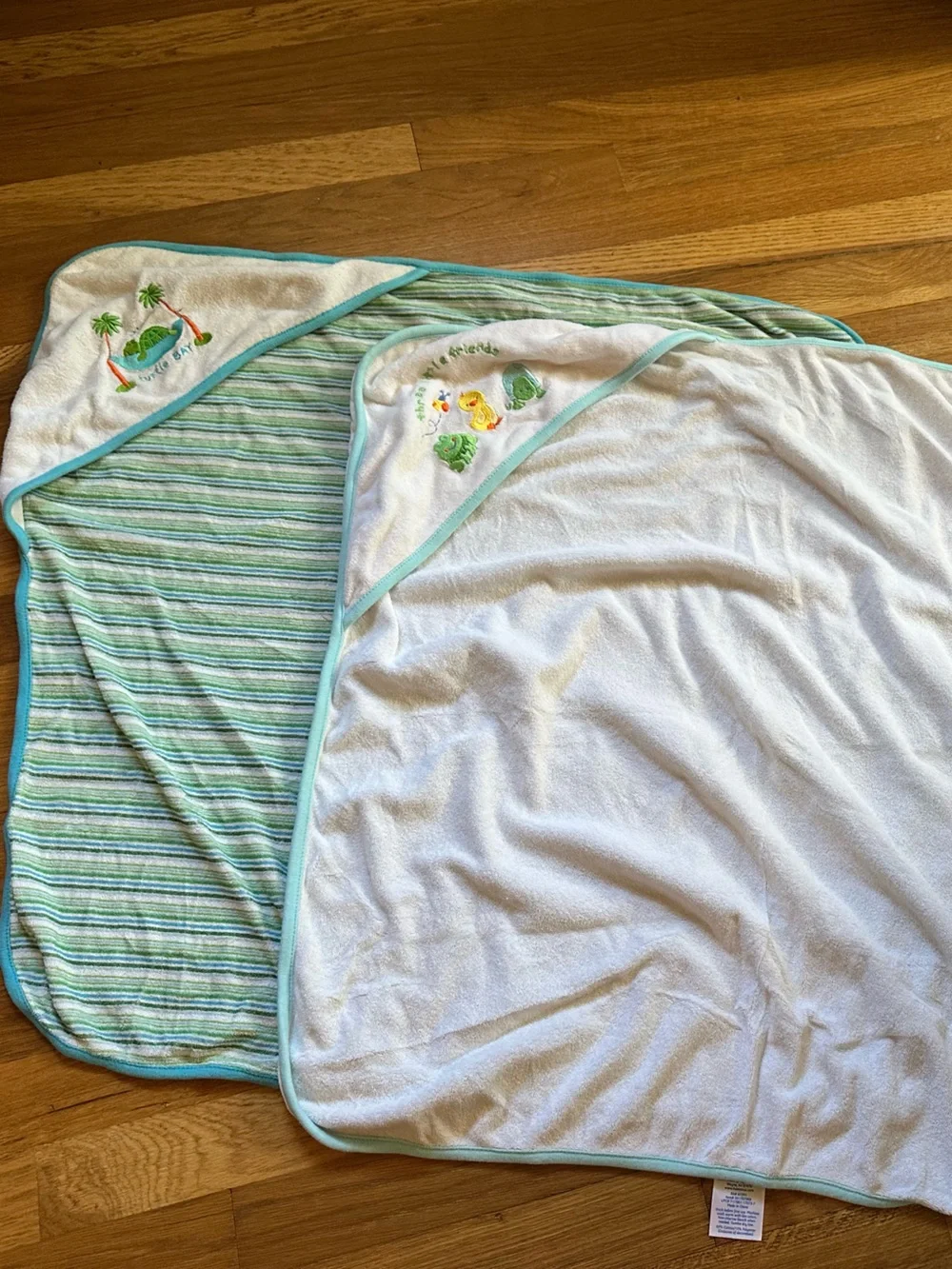 Baby Infant hooded bath towels-lot bundle of 5 Carters Toys R Us